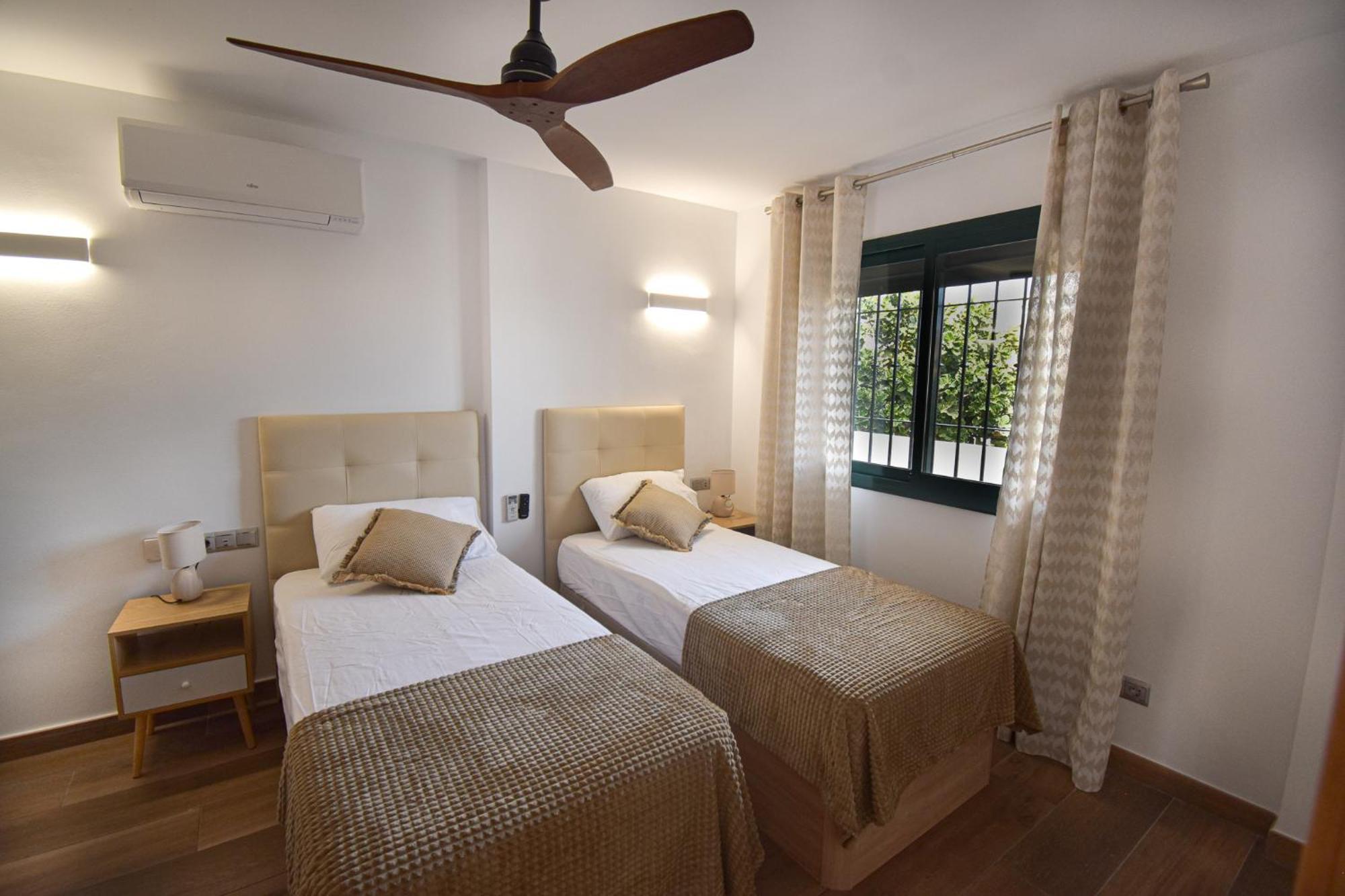 Urb Pueblo Del Parque, Luxury 2 Bedroom Apartment. Fantastic Central Location. Benalmádena Eksteriør bilde