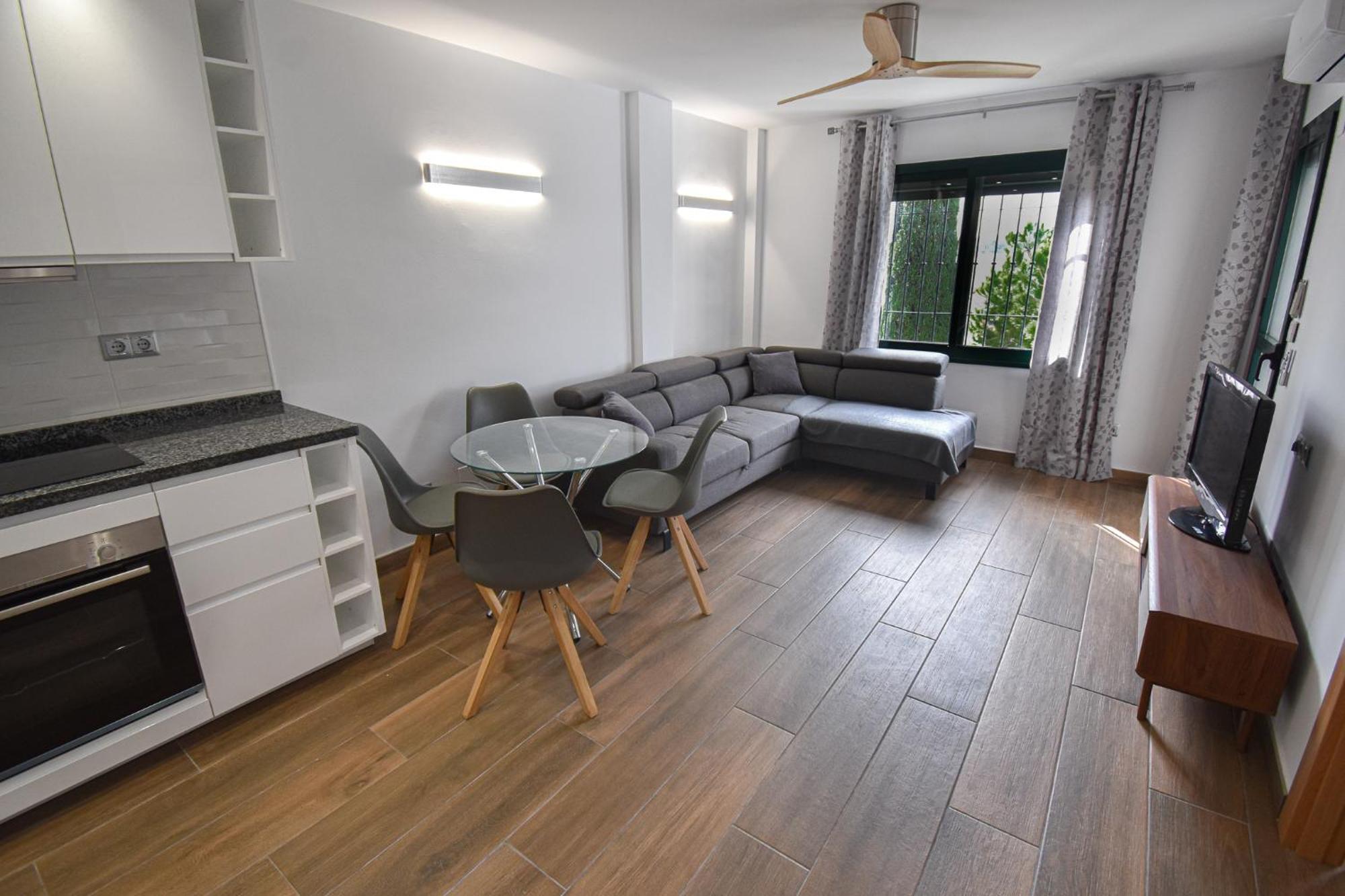 Urb Pueblo Del Parque, Luxury 2 Bedroom Apartment. Fantastic Central Location. Benalmádena Eksteriør bilde